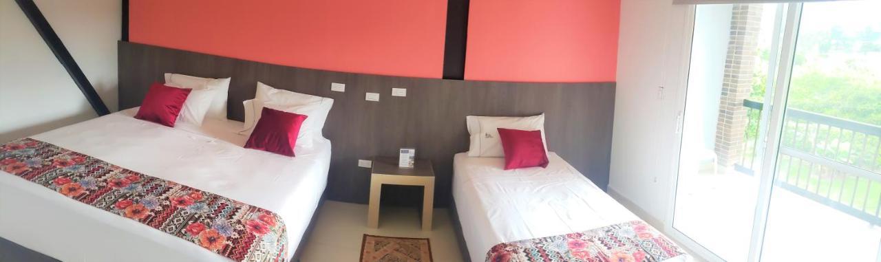 Juana Hotel *